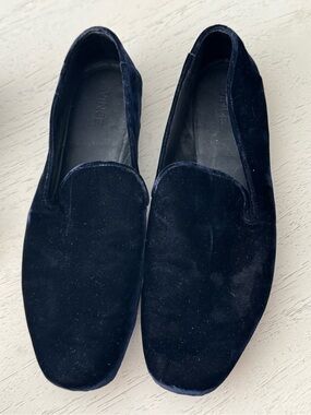 Vince Velvet Slip-On Loafers in Deep Navy, sz 9